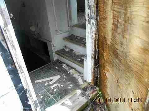 8211 Greenview (10)_m.jpg